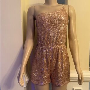Sequin One-Shoulder Gold Romper